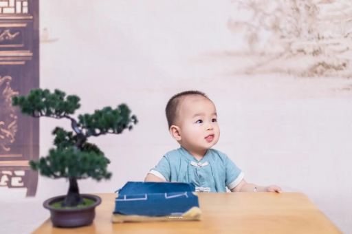 吴忠宝宝喊肚子疼怎么回事